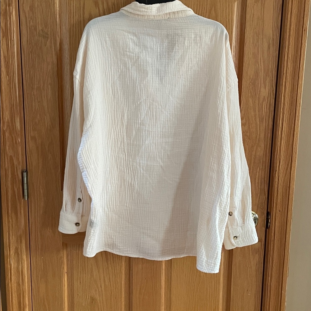 Robert Louis Lightweight Button-Up Gauze Shirt in Ivory - Picture 3 of 3